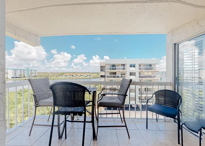 Water View 402